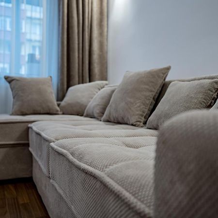 Apartament 3 Camere Royal Brasov Bagian luar foto