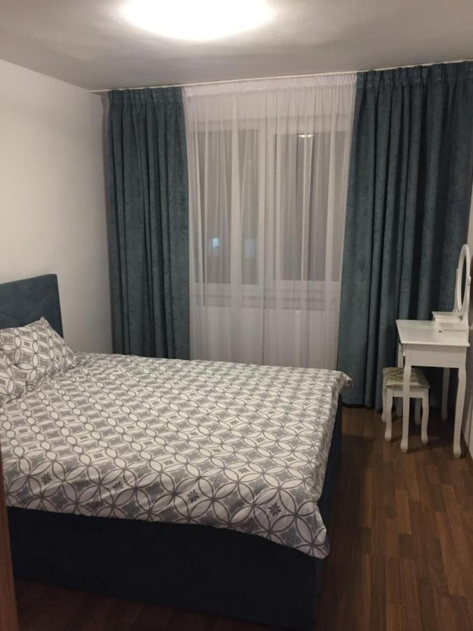 Apartament 3 Camere Royal Brasov Bagian luar foto